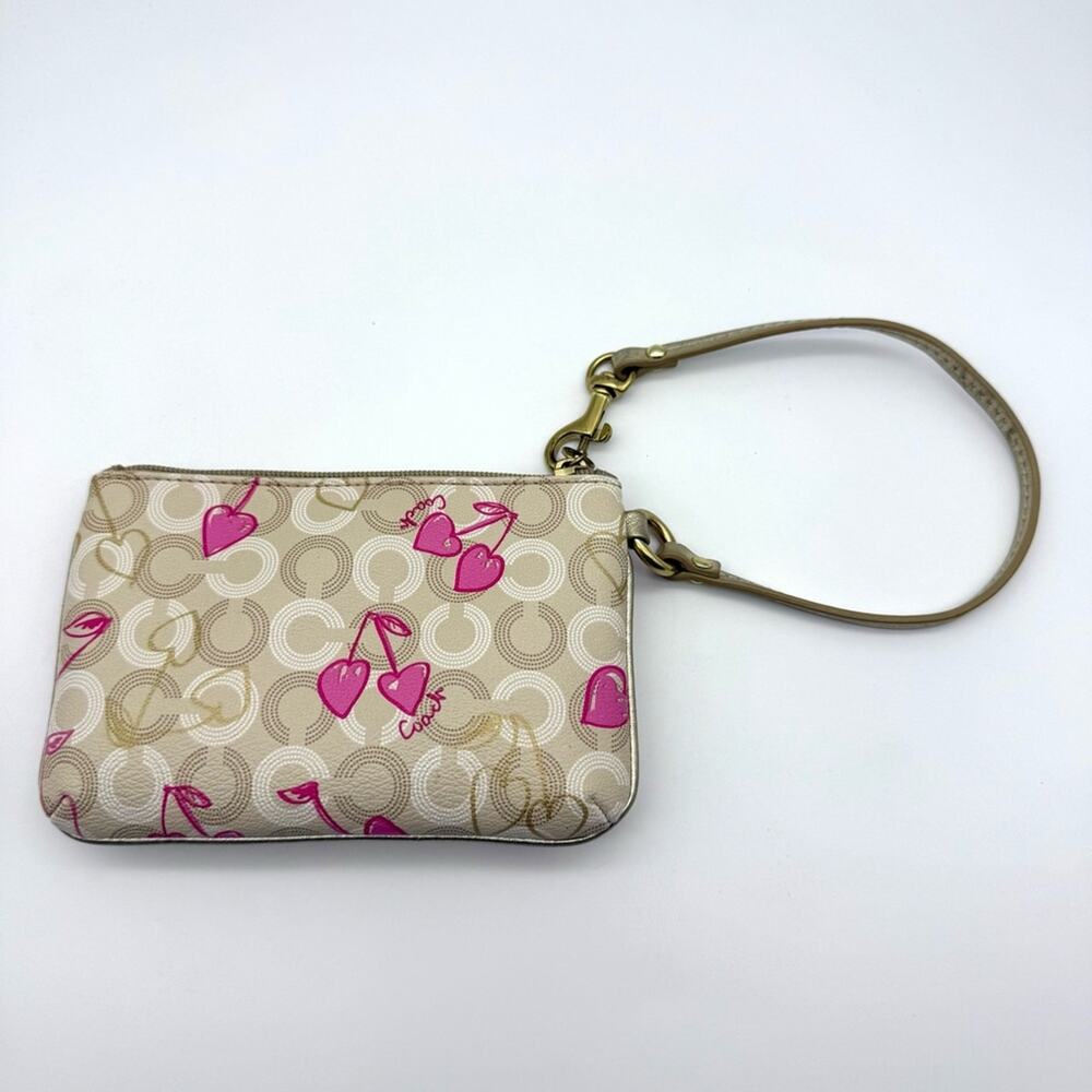 Coach Waverly Cherry Heart Signature Wristlet Khaki Pink 49240 BKHPK - Picture 2 of 15